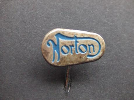 Norton motorfietsen inbouwmotoren logo lichtblauwe letters